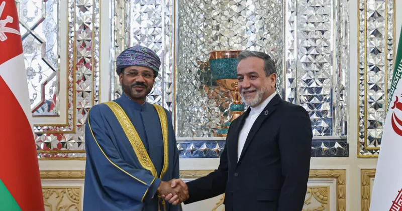 Главы МИД Ирана и Омана обсудили предстоящие переговоры в Женеве
