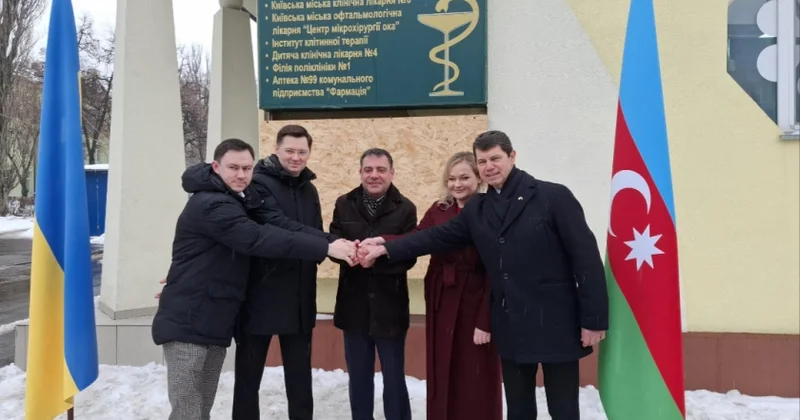 Гумпомощь Азербайджана передана Киеву Minval Politika