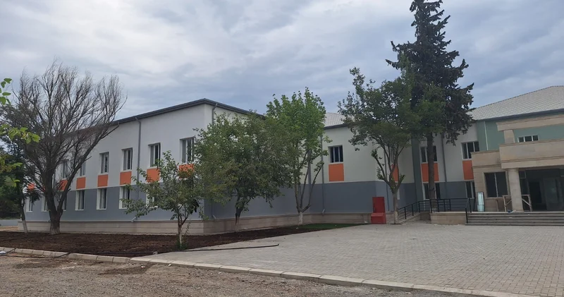 В Саатлинском районе завершена реконструкция крупной средней школы ФОТО