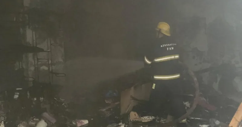 В Баку произошел взрыв в цветочном магазине