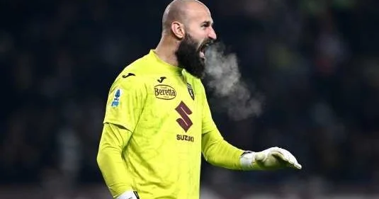 Napoli Top 5 liqada ən çox penalti dəf edən qapıçını istəyir