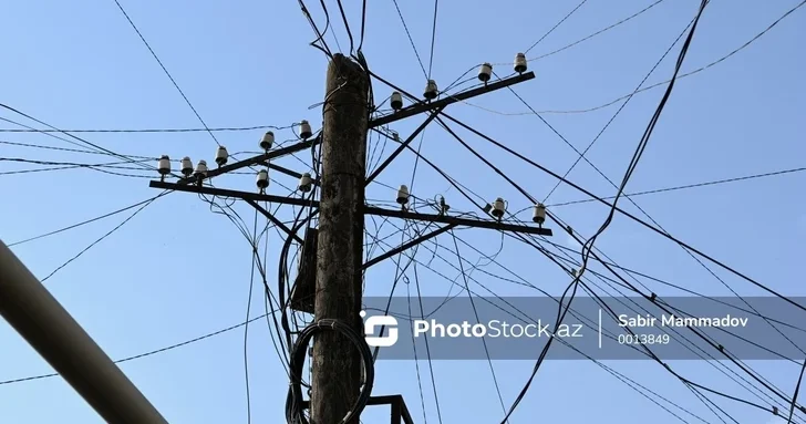 В Азербайджане проведут оценивание земельных участков под высоковольтными линиями: что это изменит?