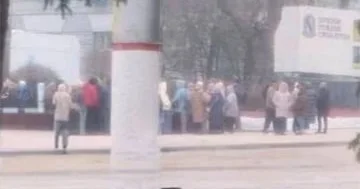 Rusiyanın Kursk vilayətinin sakinləri etiraz aksiyası keçiriblər...