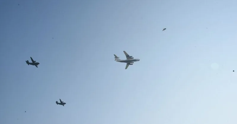 Nazirlik Bakıda uçan PUA larla bağlı məlumat yaydı