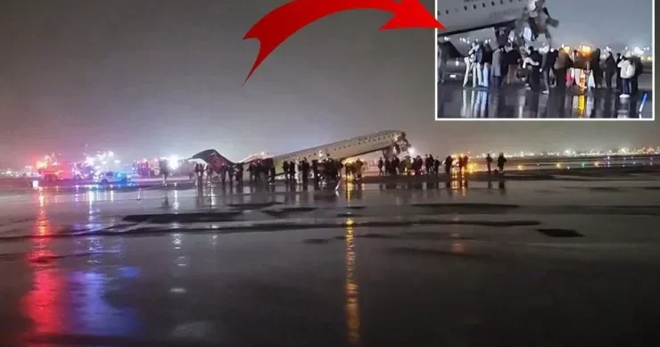 Sərnişin təyyarəsi yanğınsöndürən maşınla toqquşdu: Çoxlu sayda ölü və yaralı var