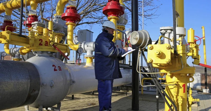 Еврокомиссия призвала государства ЕС начать сезон закачки газа к зиме