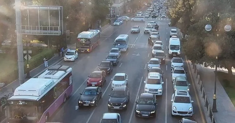 Bakı və Abşeron yarımadasında mövcud nəqliyyat problemlərinin köklü həlli üçün mühüm addımlar atılır