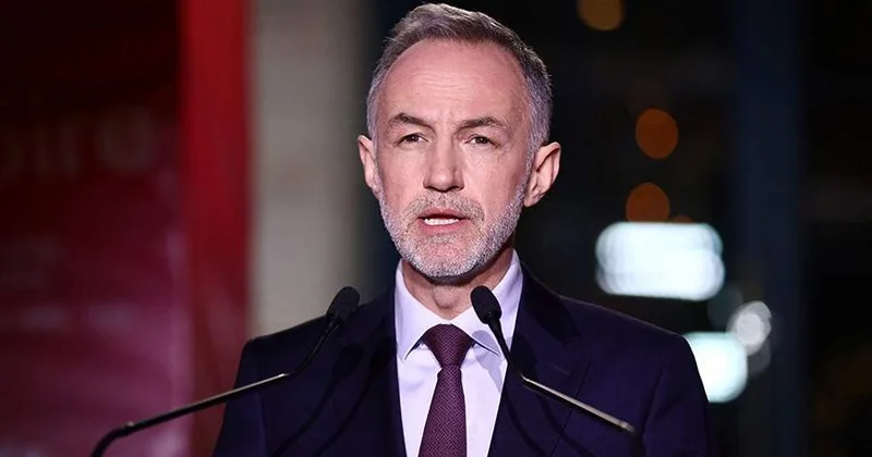 Parisə yeni mer seçildi