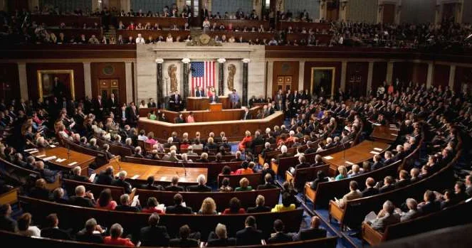 Сенат США одобрил финансирование иммиграционного контроля и Погранслужбы