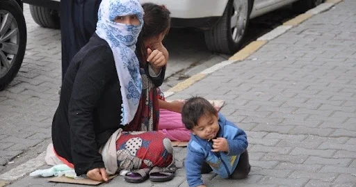 Dilənçiliklə mübarizə: cəza yoxsa sosial həll? EKSPERT DANIŞDI