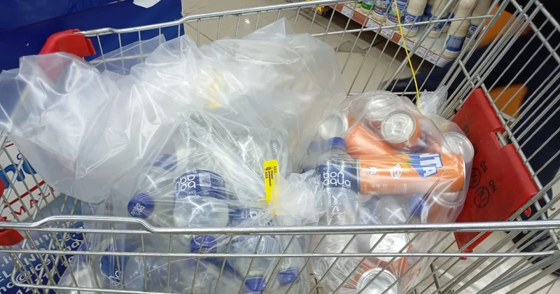 Salyanda marketdə istehlaka yararsız məhsullar aşkarlanıb