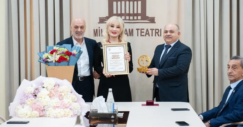 Məleykə Əsədovaya “Yubiley” mükafatı təqdim olundu