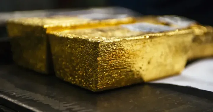Azərbaycan Dövlət Neft Fondu 200 ton qızılının 22 tona yaxınını satıb