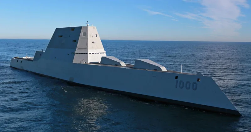 На американском эсминце Zumwalt произошел пожар во время модернизации