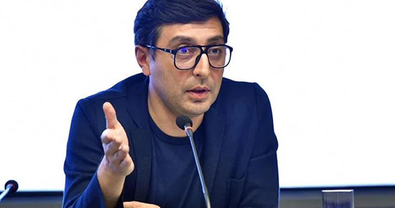 Nazir aparat rəhbəri və müşavir təyin etdi (FOTO)