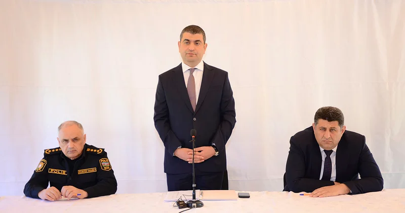 Elşən Həsənli Quşlar kənd sakinləri ilə görüşdü Fotolar