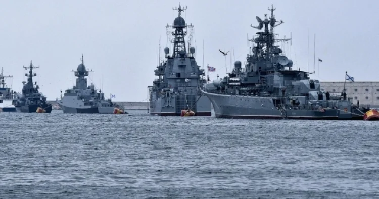 Britaniya Rusiyanın Qara dənizdəki fəaliyyətini məhdudlaşdırmağa çalışır