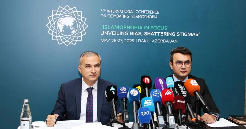 “İslamofobiya: Qərəzin ifşa olunması və stiqmaların dağıdılması” mövzusunda beynəlxalq elmi konfransla bağlı mətbuat konfransı keçirilib