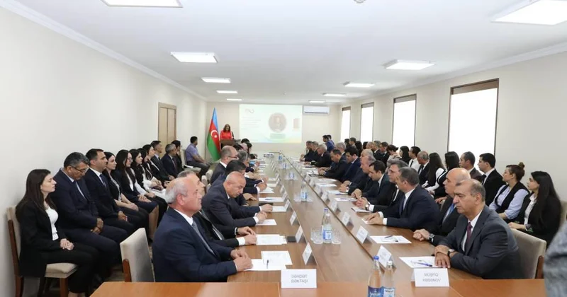 “Heydər Əliyev və Azərbaycan Respublikası Konstitusiyası suveren dövlətin hüquqi əsası” mövzusunda elmi nəzəri konfrans keçirilib
