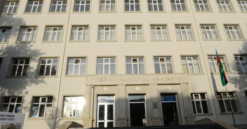 В Баку продолжают увольнять директоров школ