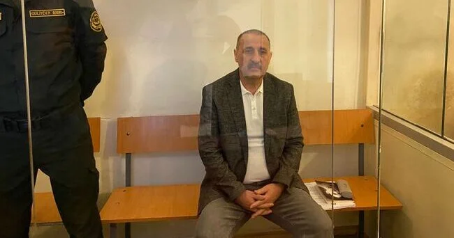 İqtisadçılar həbsdəki keçmiş deputatın əfv olunması üçün Prezidentə müraciət etdi