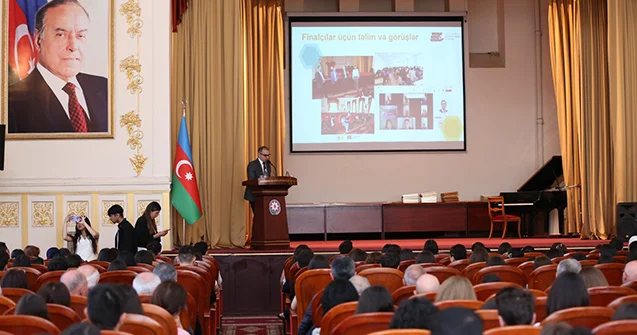 Nazir müavini “Gələcək təhsil liderləri”nin mükafatlandırma mərasimində Fotolar