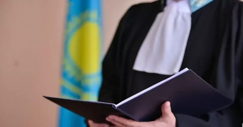 Два года колонии за ролики против Путина: в Казахстане вынесли приговор активистке