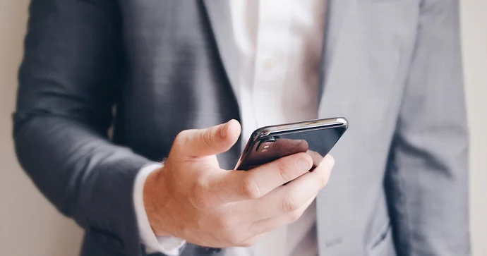 Qiyməti 36 000 manata olan mobil nömrə satışa çıxarılır Hərrac
