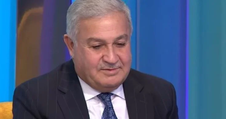 Qəmərim i 44 il əvvəl yazdığını dedi