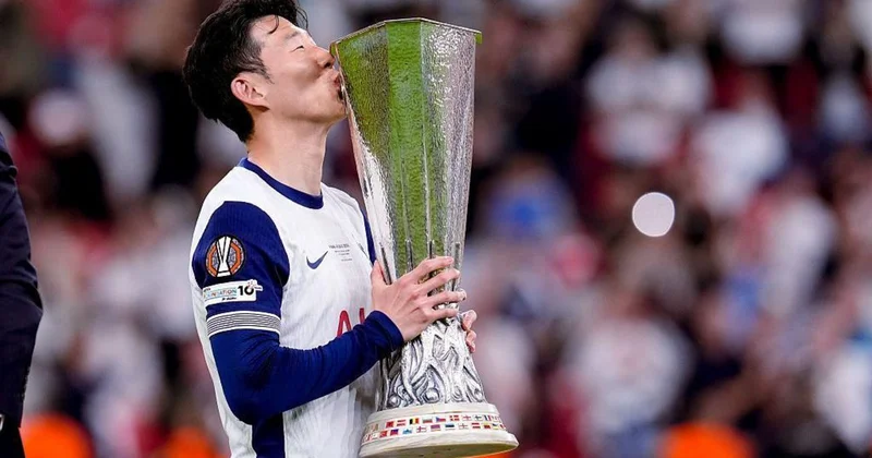 UEFA Tottenhem in ulduzundan üzr istəyib