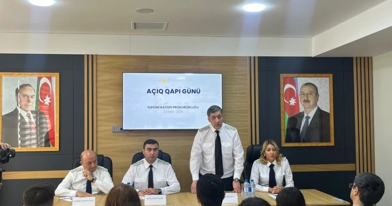 Nəsimi rayon prokurorluğunda “Açıq qapı” günü keçirilib, Qarabağ Universitetinin tələbələri iştirak edib