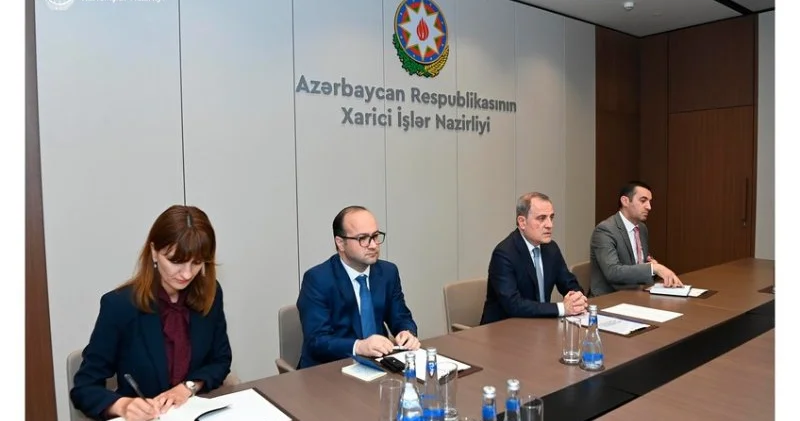 Ceyhun Bayramov Koreyanın yeni səfirini Ermənistan konstitusiyasında Azərbaycana qarşı ərazi iddiaları barədə məlumatlandırıb