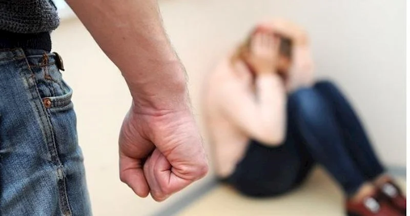 Bakıda 41 yaşlı kişi yeni ailə qurduğu arvadına şiddət göstərdi