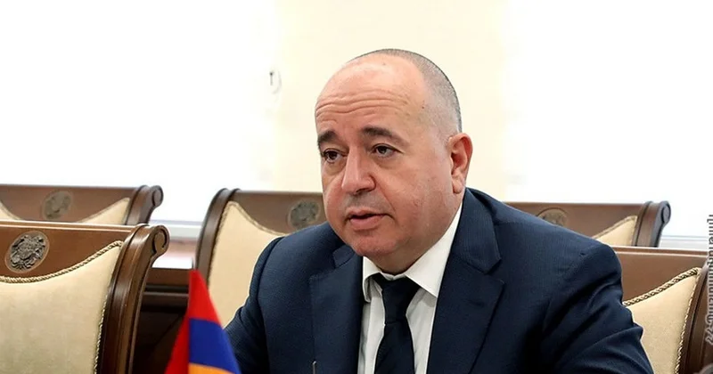 Aldığımız Qərb silahlarının təxminən 90 % i istifadəyə yararlı deyil Karapetyan
