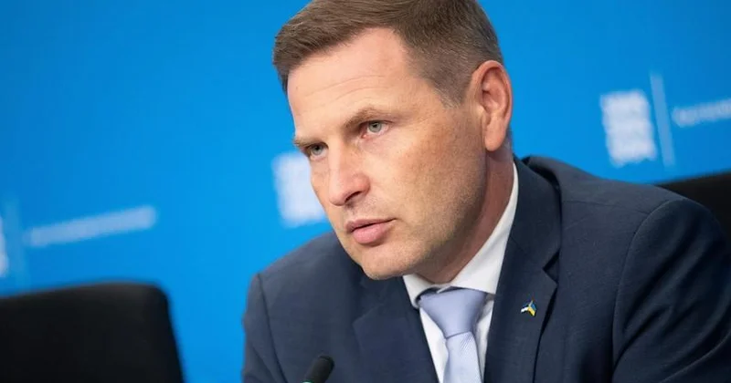 “Baltikyanı ölkələr müdafiə xərclərini ÜDM in 5 % nə qədər artıracaq” Estoniya MN