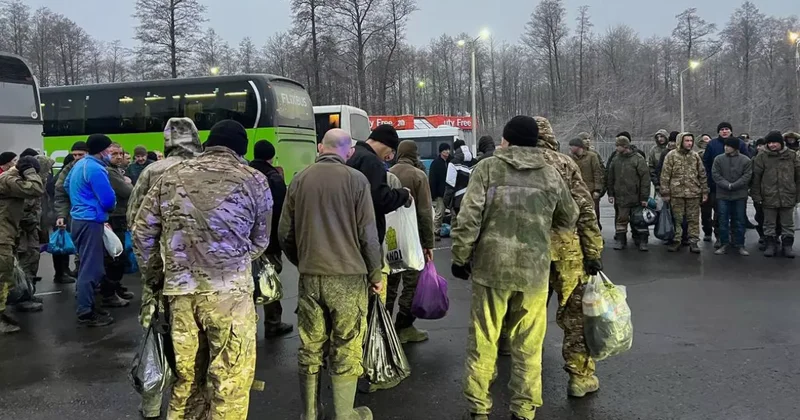 По 270 военных и 120 гражданских: Москва и Киев обменялись пленными