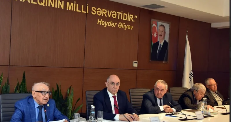 AMEA və “Azərenerji” ASC arasında əməkdaşlıq perspektivləri müzakirə olunub FOTOLAR