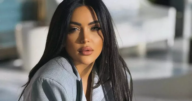 “Sənətimə bayağı deyən qələt edir”