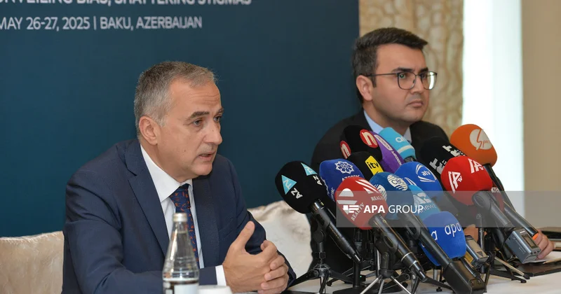 Fərid Şəfiyev: İslamafobiya xarici siyasətin əsas istiqamətlərindən biridir FOTO