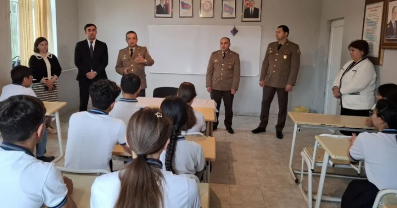 Şagirdlər fövqəladə hadisə zamanı davranış qaydaları barədə məlumatlandırılıblar
