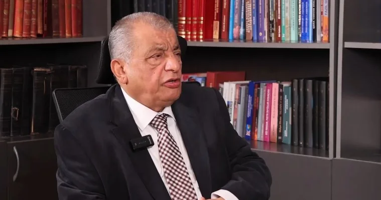 “Şərəfini, mənliyini qoruyan adamlar o verilişlərə getmir” Yazıçıdan sərt sözlər