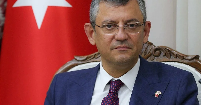 Озгюр Озель избран главой парламентской группы CHP