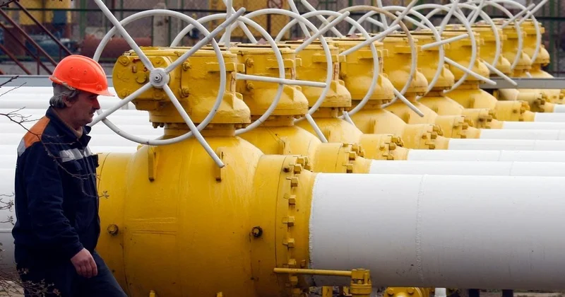 Венгрия хочет заменить часть российского газа поставками из Румынии