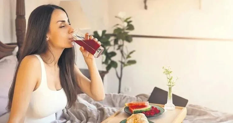 Bu qida və içkilər daha rahat yatmağa kömək edə bilər