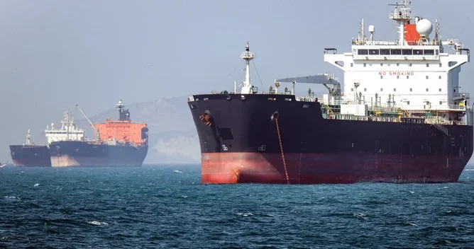 KİV: Tehran Vaşinqtona kompensasiya müqabilində Hörmüzü açmağı təklif edib