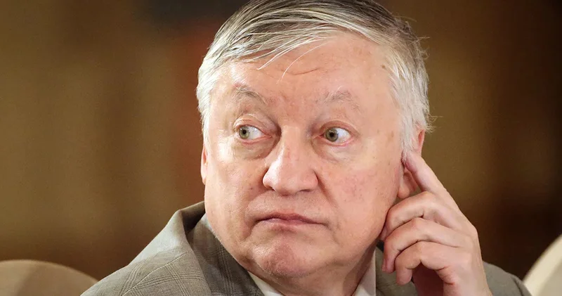 Карпов обвинил Карлсена в высокомерии