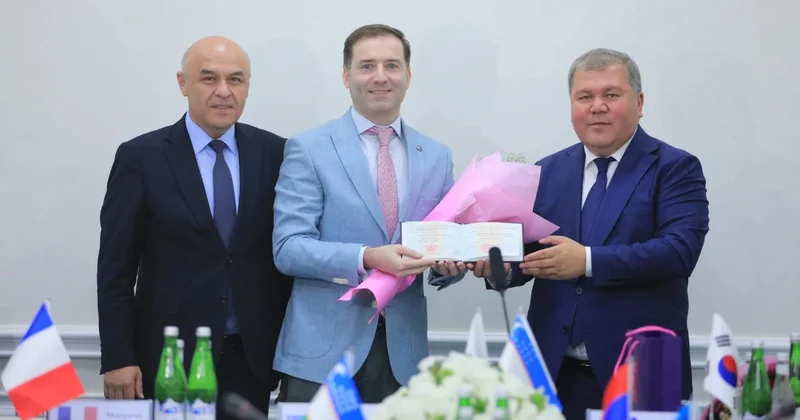 Сахиб Пашазаде вошёл в историю узбекского вуза первый иностранный диссертант (ФОТО)