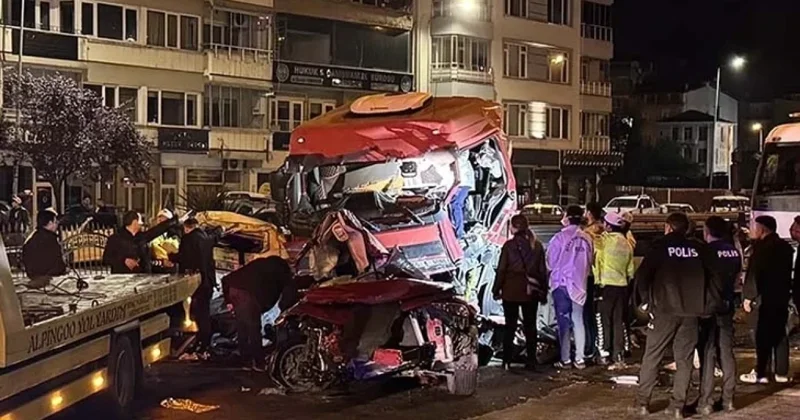 Türkiyədə ağır qəza: 5 ölü, 6 yaralı (VİDEO)