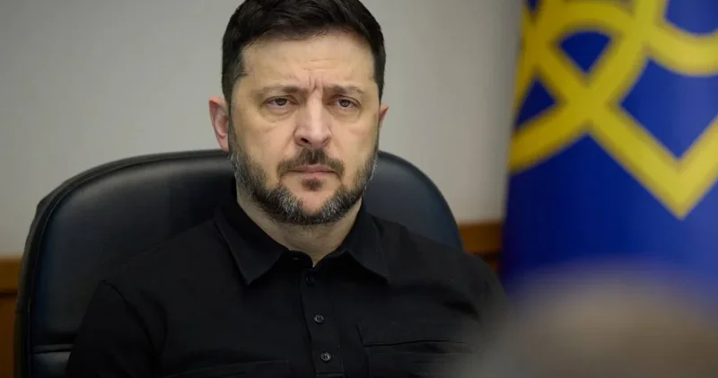 Зеленский: Россия готовит удар по Украине гиперзвуковой ракетой Орешник