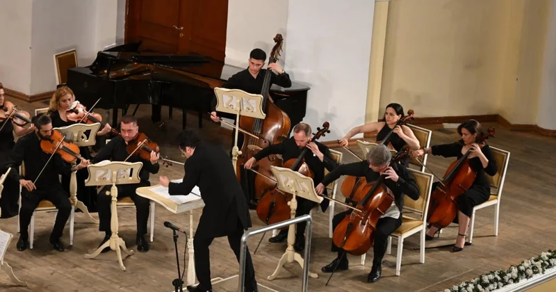 XIII Ümumdünya Şəhərsalma Forumu çərçivəsində möhtəşəm konsert FOTO